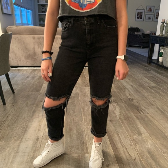 Baggy Mom Jean with Double Ripped Knees - Picture 2 of 10